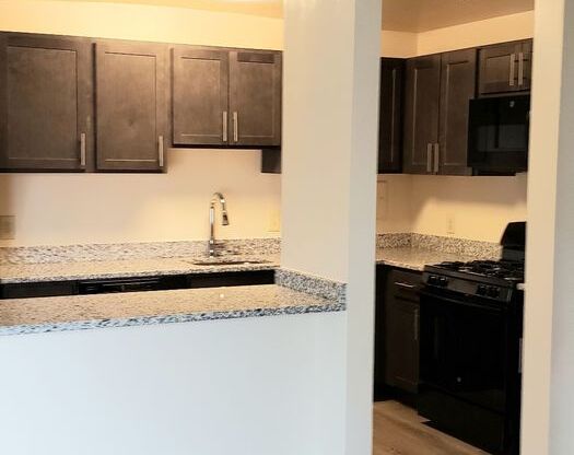 2 beds, 1.5 baths, 1,050 sqft, $2,025, Unit 3347 #101