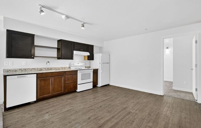 Irish Moss Apartments