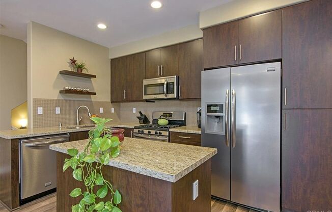 Spacious 2 Bedroom + Office/Den Townhome in Beautiful San Marcos, CA