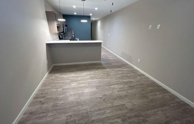 Studio, 1 bath, 500 sqft, $995, Unit 26