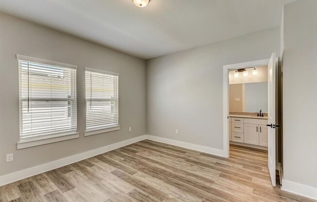 2 beds, 2.5 baths, 1,148 sqft, $1,850, Unit 4500 Colosseum Way