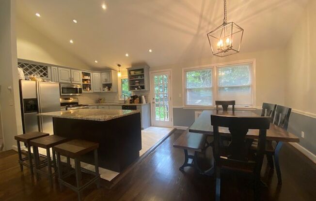 Tastefully Renovated Single Family 4-Bed/3-Full Bath Available 12/16 in the Heart of Spring Glen