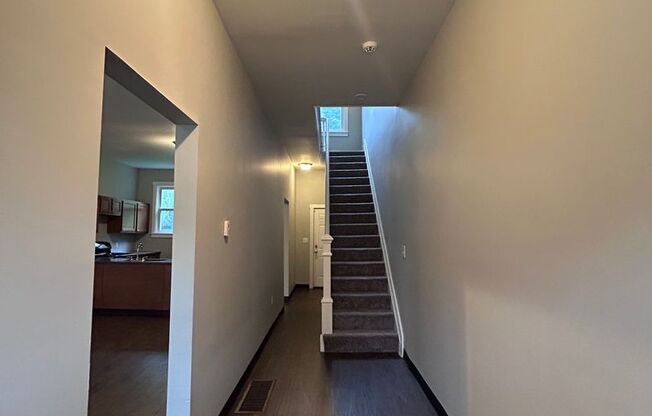 Spacious 4 Bedroom 1 Bathroom Single Family Home (Perry South)