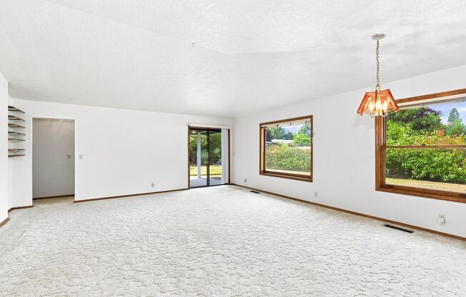 Charming 3-Bedroom Home with Garage & Lawn Care Included