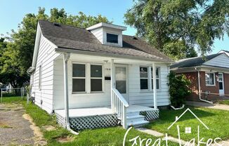 Charming 3 bedroom / 1 bathroom house now available for rent!