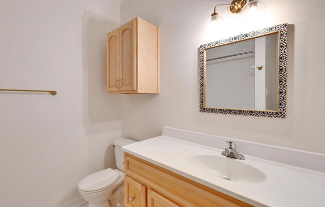 1 bed, 1 bath, 727 sqft, $995, Unit 351