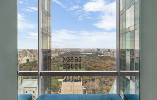 5 beds, 6.5 baths, 5,475 sqft, $170,000, Unit 53B