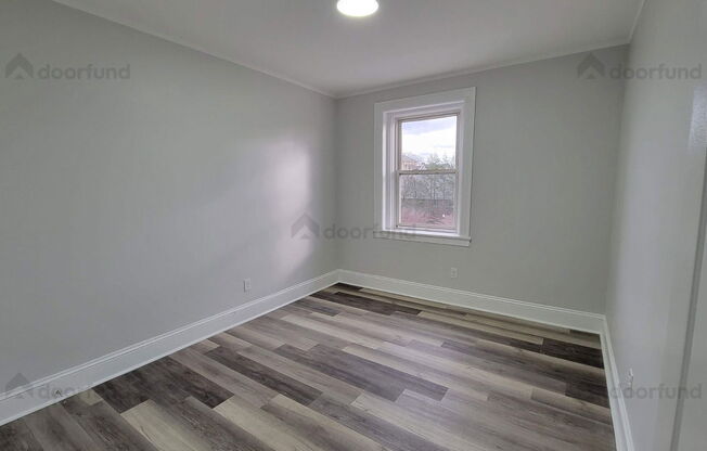 1002 MAIN ST