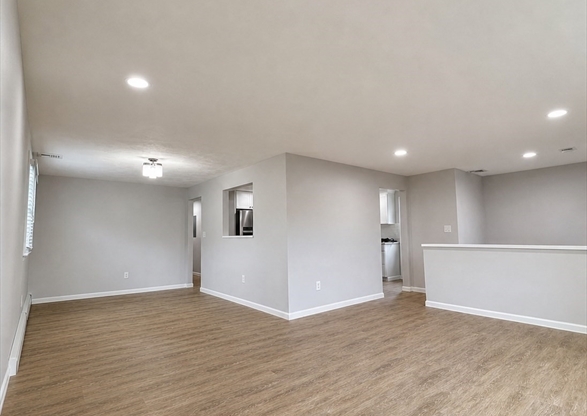 101 RUMNEY RD
