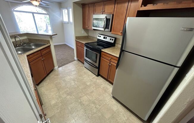 2 beds, 2 baths, $1,200, Unit # 2017