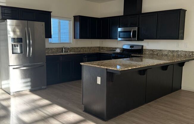 BEAUTIFUL 3 BEDROOM SINGLE FAMILY HOME