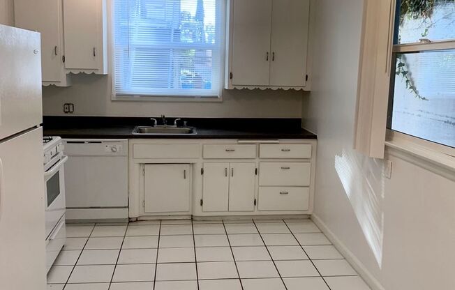 1 bed, 1 bath, $1,990