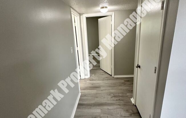 2 beds, 1 bath, 950 sqft, $1,225