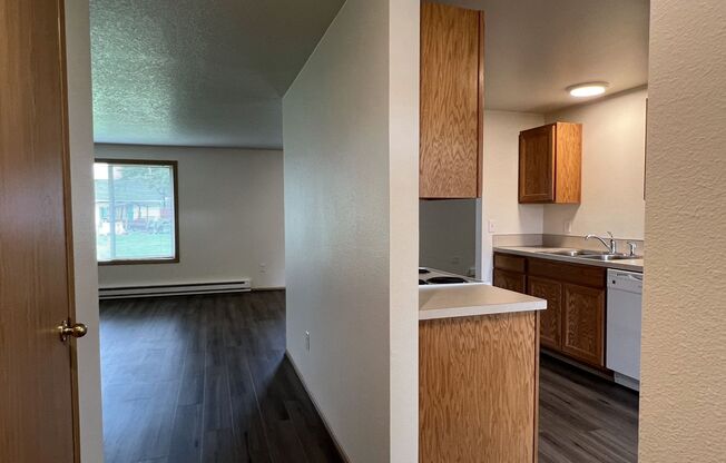 3 beds, 2 baths, $2,400