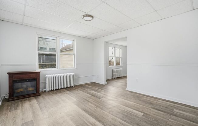 Updated Apartment Homes Near Downtown | 126 W 9th Ave