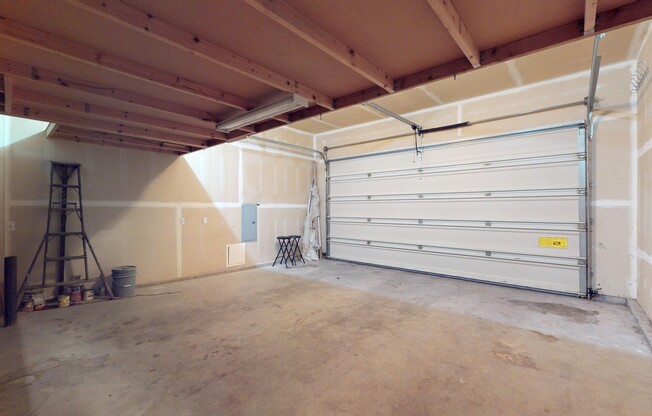 3 beds, 2.5 baths, $3,400