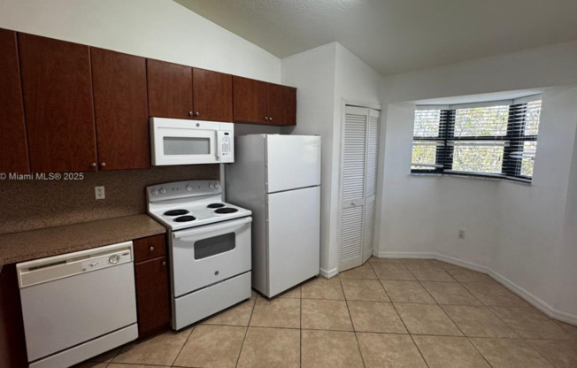 Beautiful 2/2 apartment