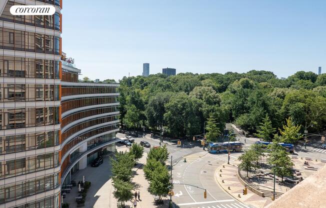 301 W 110 ST