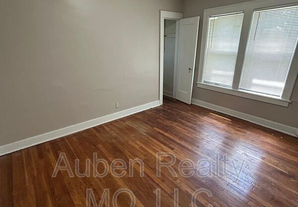 5328 ROCKHILL RD