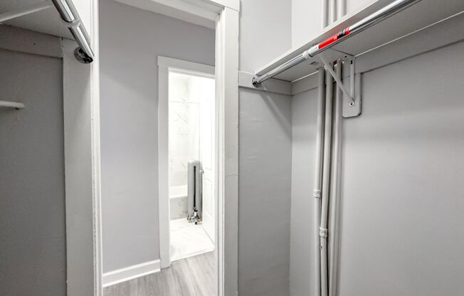 Studio, 1 bath, $1,195, Unit 4606-1C