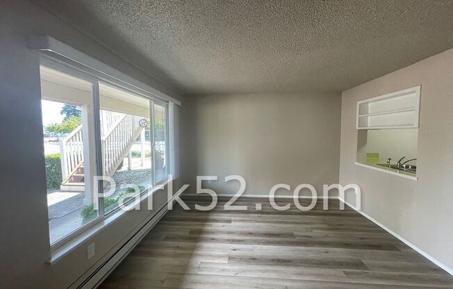 1 Bedroom 1 Bathroom Tacoma Apartment With New Flooring