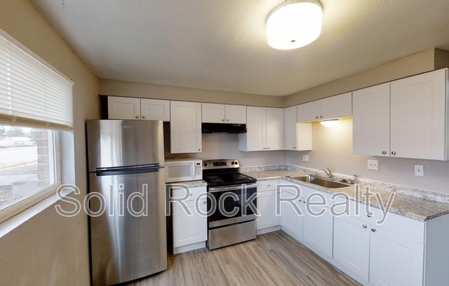 335 RUSKIN DR