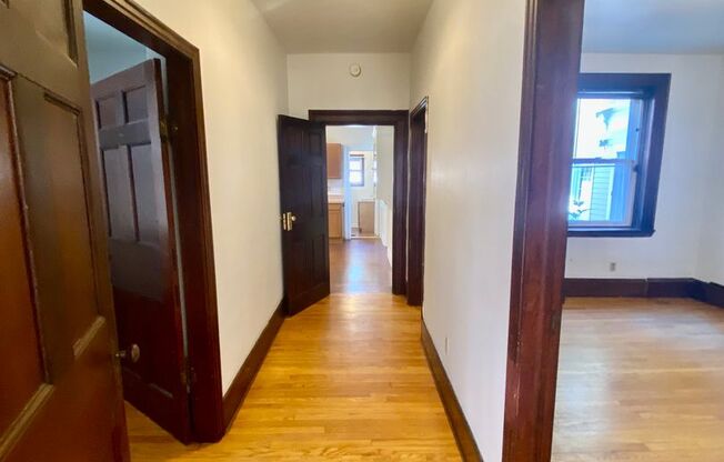 2 beds, 1 bath, $1,395, Unit 1