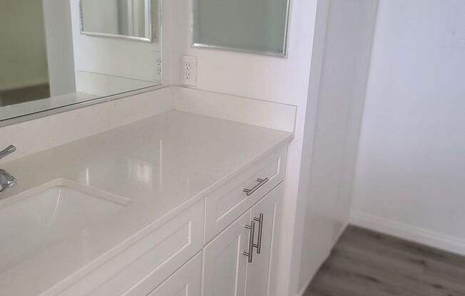 909 Westbourne LLC