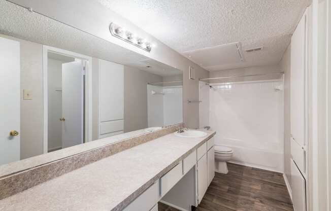 Sawgrass: Bathroom, at Westdale Hills, Euless