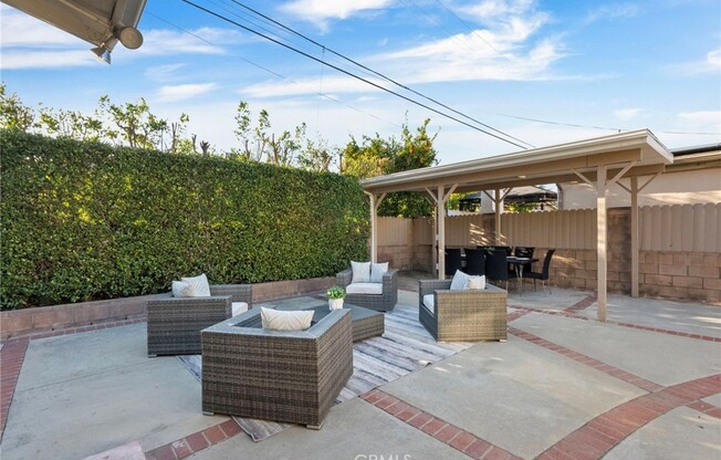 6313 BLUEBELL AVE