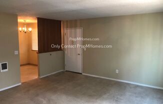 2 beds, 1 bath, 910 sqft, $1,399, Unit 5330 SE 72nd Avenue Unit 10