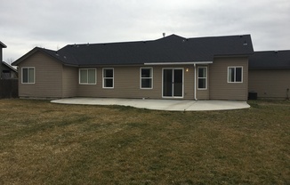 3 beds, 2 baths, $2,095