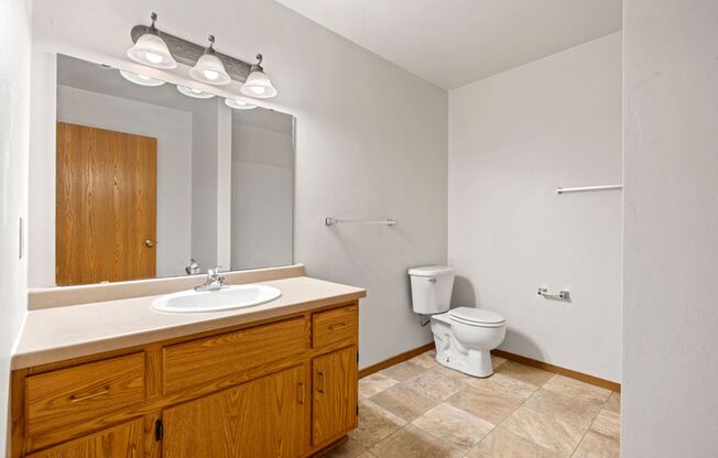 2 beds, 1 bath, 1,075 sqft, $1,445, Unit 1608-01