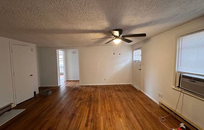 Cozy 2 Bedroom Duplex