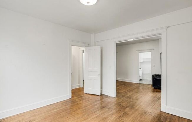 1 bed, 1 bath, 579 sqft, $1,250, Unit 411