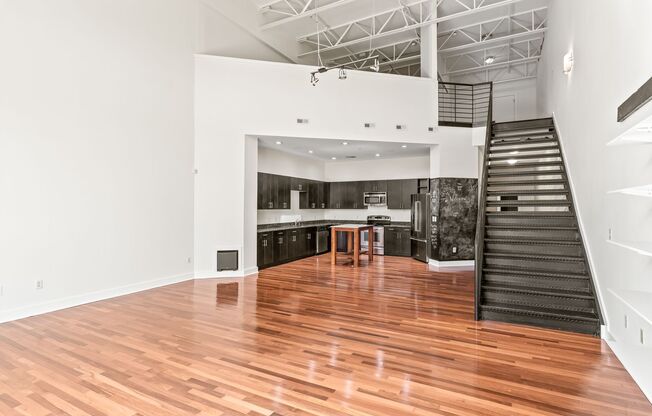 The Gallery Lofts, 2 Bedroom Condo minutes from Bank of America Stadium!