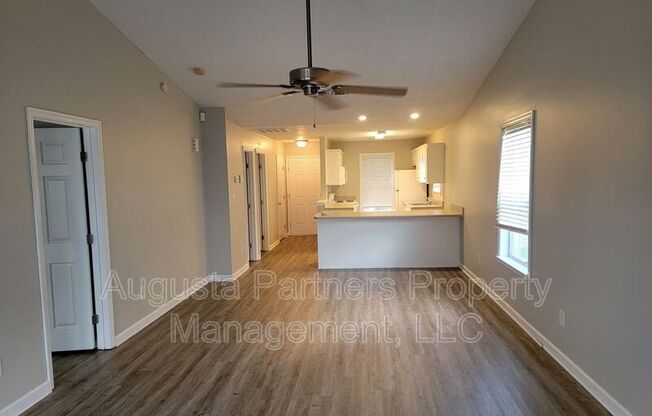 1234 LONGPOINT DR