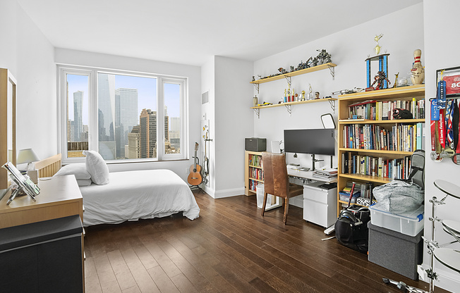 3 beds, 3 baths, 1,884 sqft, $18,000, Unit 28B
