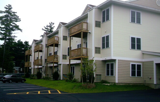 Dunn&#39;s Bridge Apartments