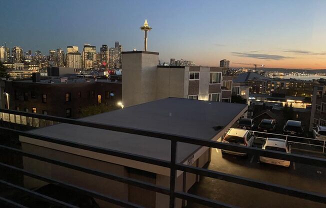 Studio, 1 bath, 616 sqft, $1,595, Unit 111-2