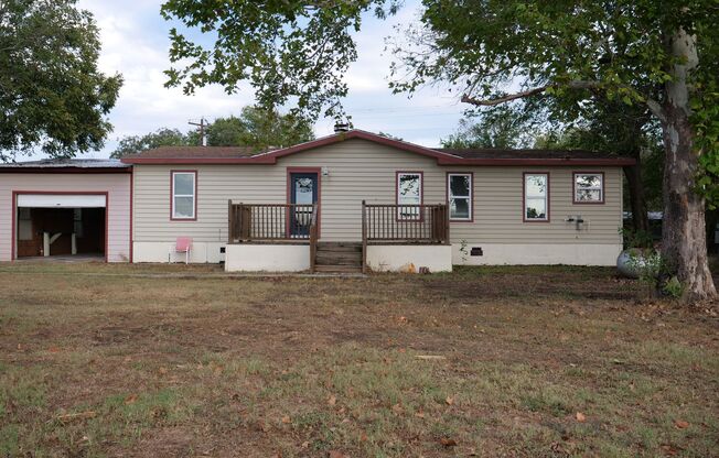 Spacious Rural Retreat