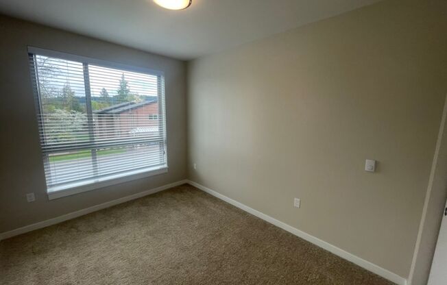 1 bed, 1 bath, 615 sqft, $1,595, Unit 307