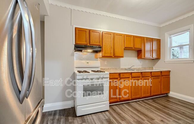 2525 BOARMAN AVE