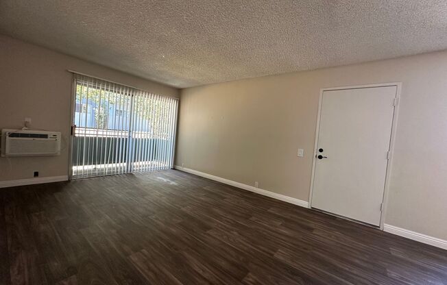 2 beds, 1 bath, 772 sqft, $2,475, Unit 55