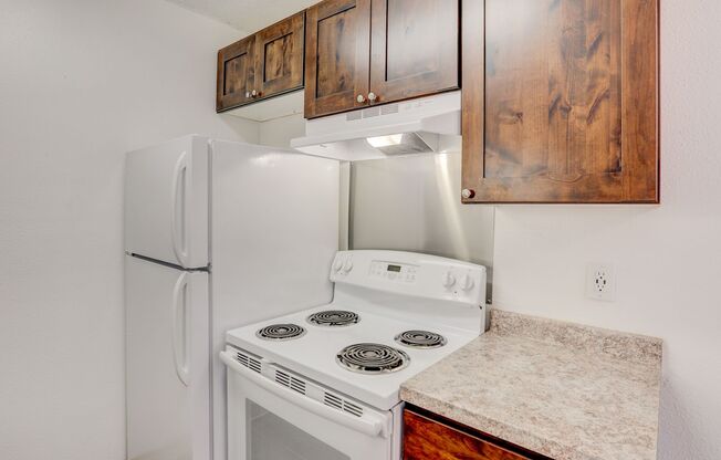 Studio, 1 bath, 438 sqft, $900, Unit 102