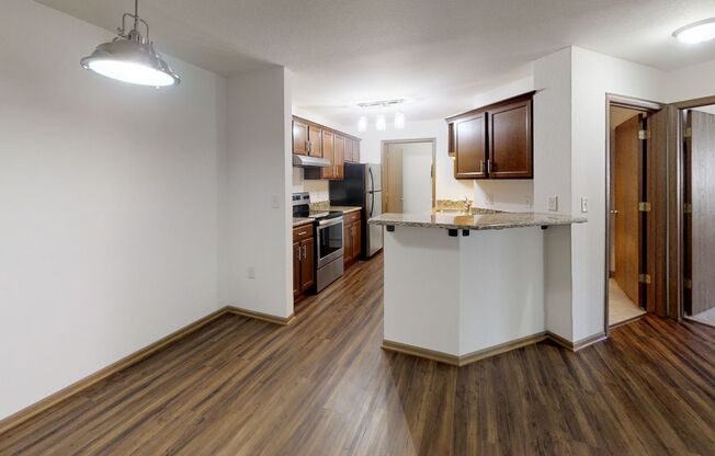 1 bed, 1 bath, $1,602, Unit 14304