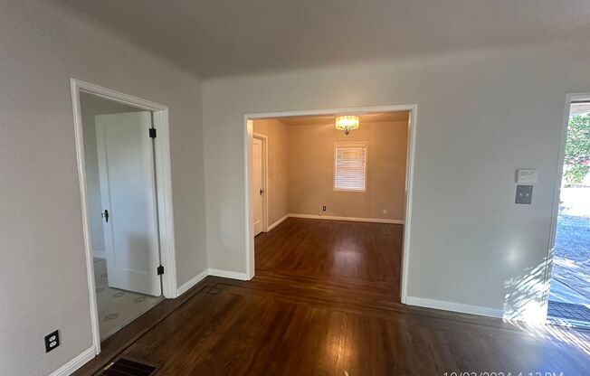 2 beds, 1 bath, $3,000