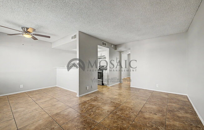 1 bed, 1 bath, $699, Unit 107