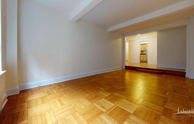 2 beds, 1 bath, $7,200, Unit 5C