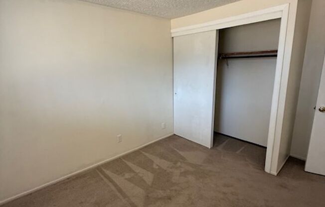 Spacious 4-Bedroom Duplex Near Westfield Mall